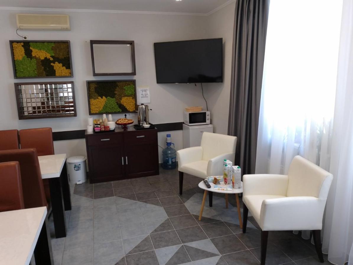 Mini Chisinau Hotel Zewnętrze zdjęcie