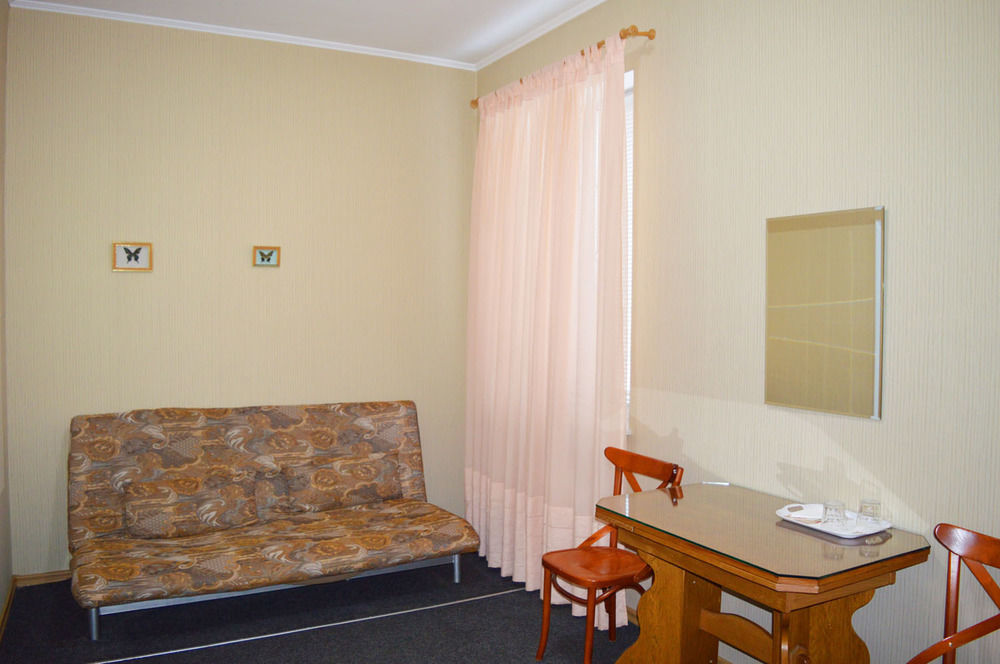 Mini Chisinau Hotel Zewnętrze zdjęcie